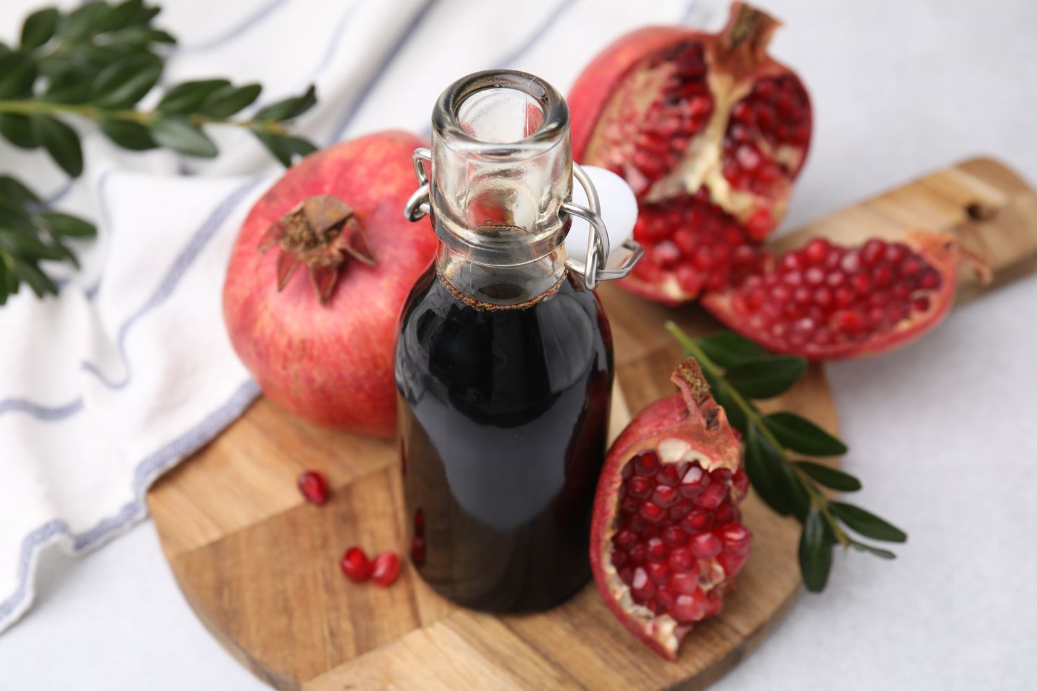 How to Buy Wholesale Iranian Pomegranate Molasses in South Africa? Importing Guide, 2025 Wholesale Price & Reliable Supply Chain from Iran